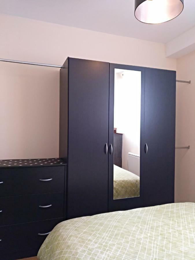 Santa Cruz Apartment *